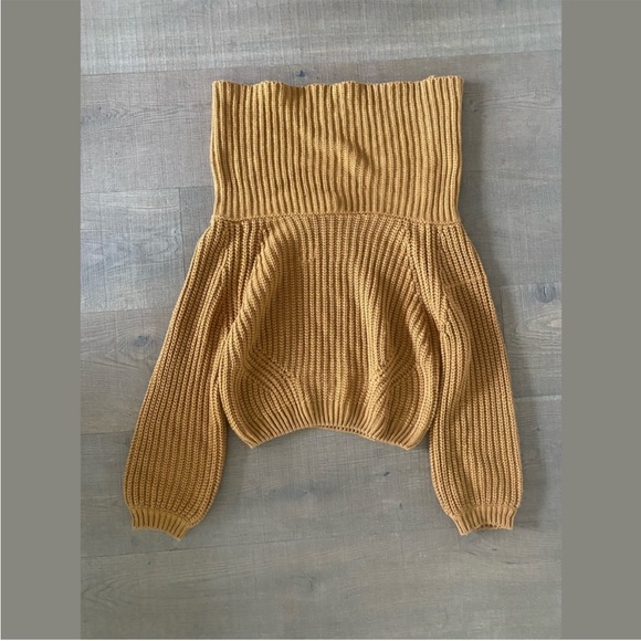 lulu’s off the shoulder new nwt ribbed knit sweater - Picture 3 of 5